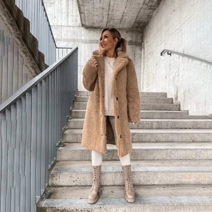 Stilvolle, weiche teddy-jacke